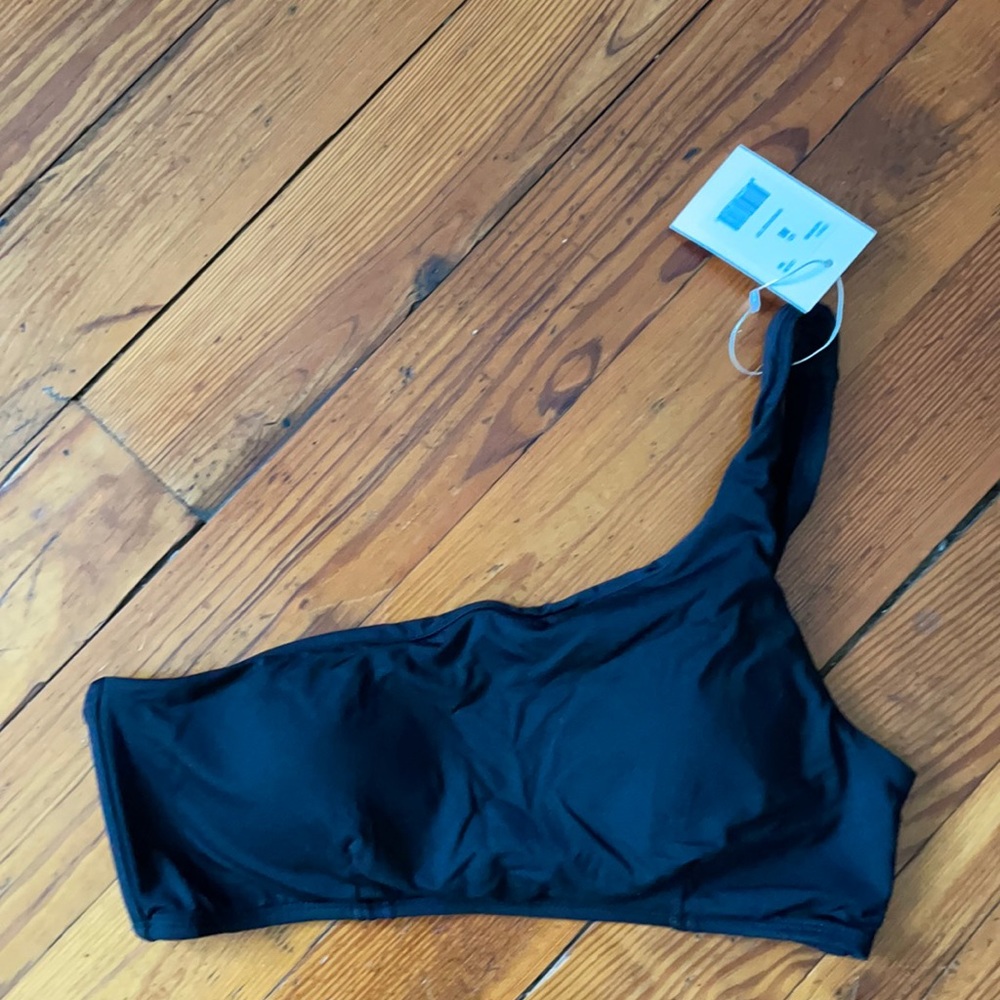 Brand new one shoulder bikini top from Andie NWT